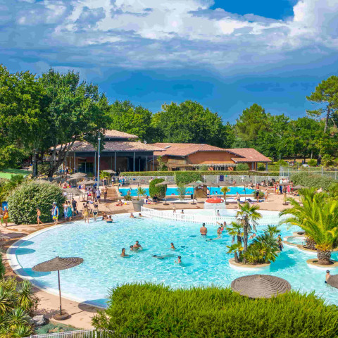 piscine-camping-la-forge.jpg